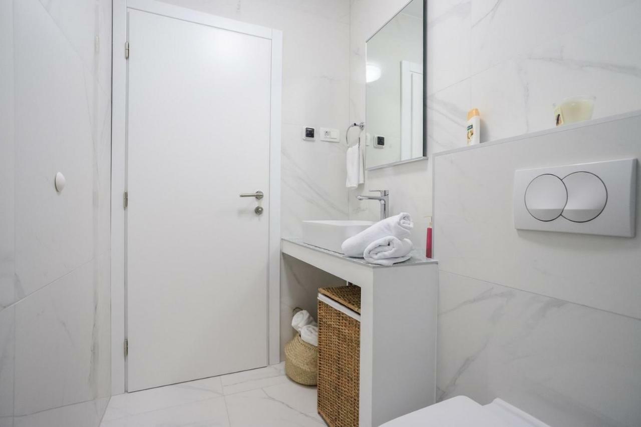 Villa Adastra Vinišće Kültér fotó