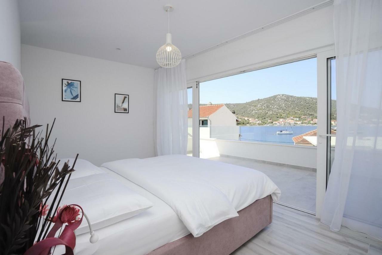 Villa Adastra Vinišće Kültér fotó