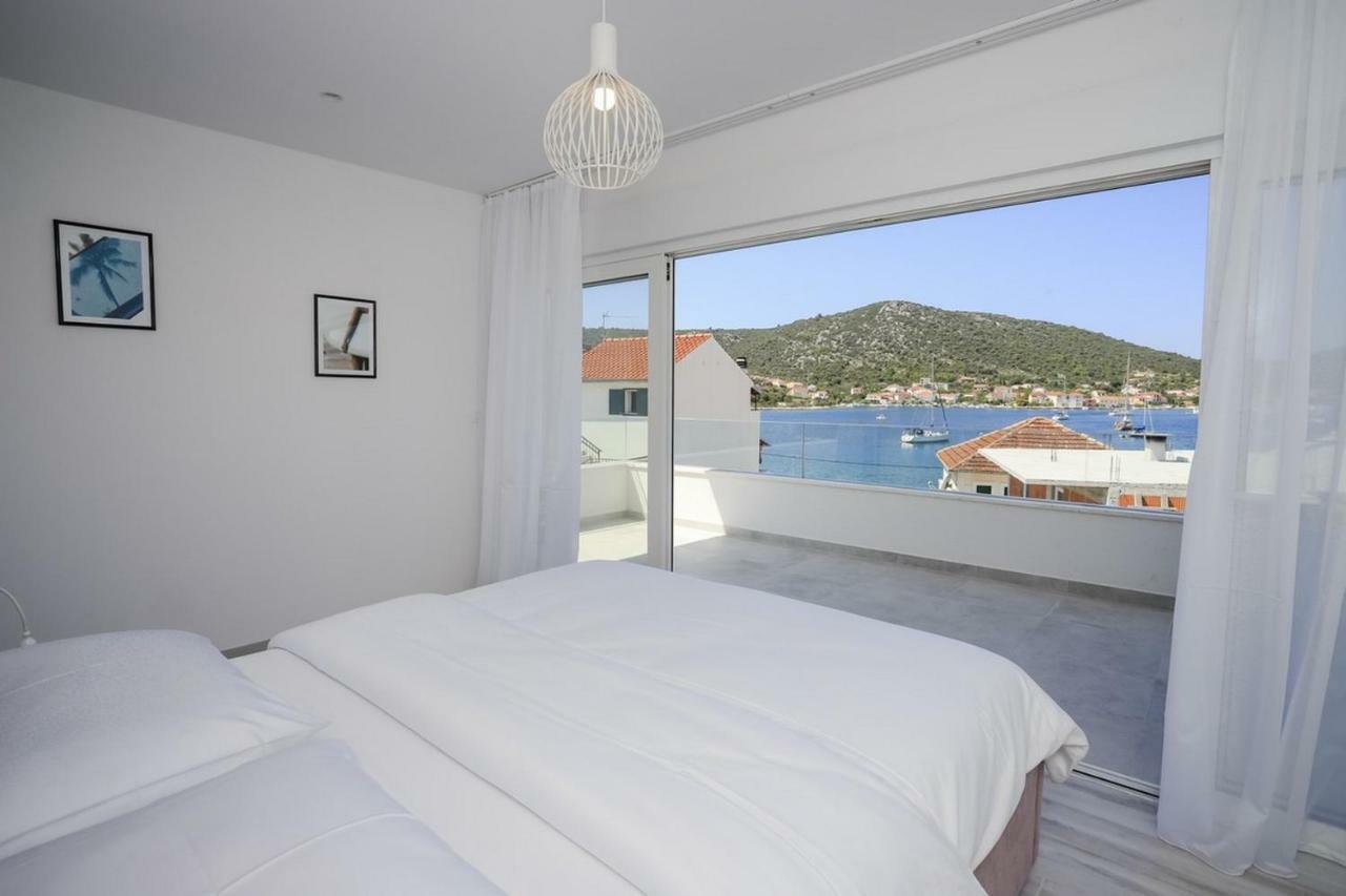 Villa Adastra Vinišće Kültér fotó