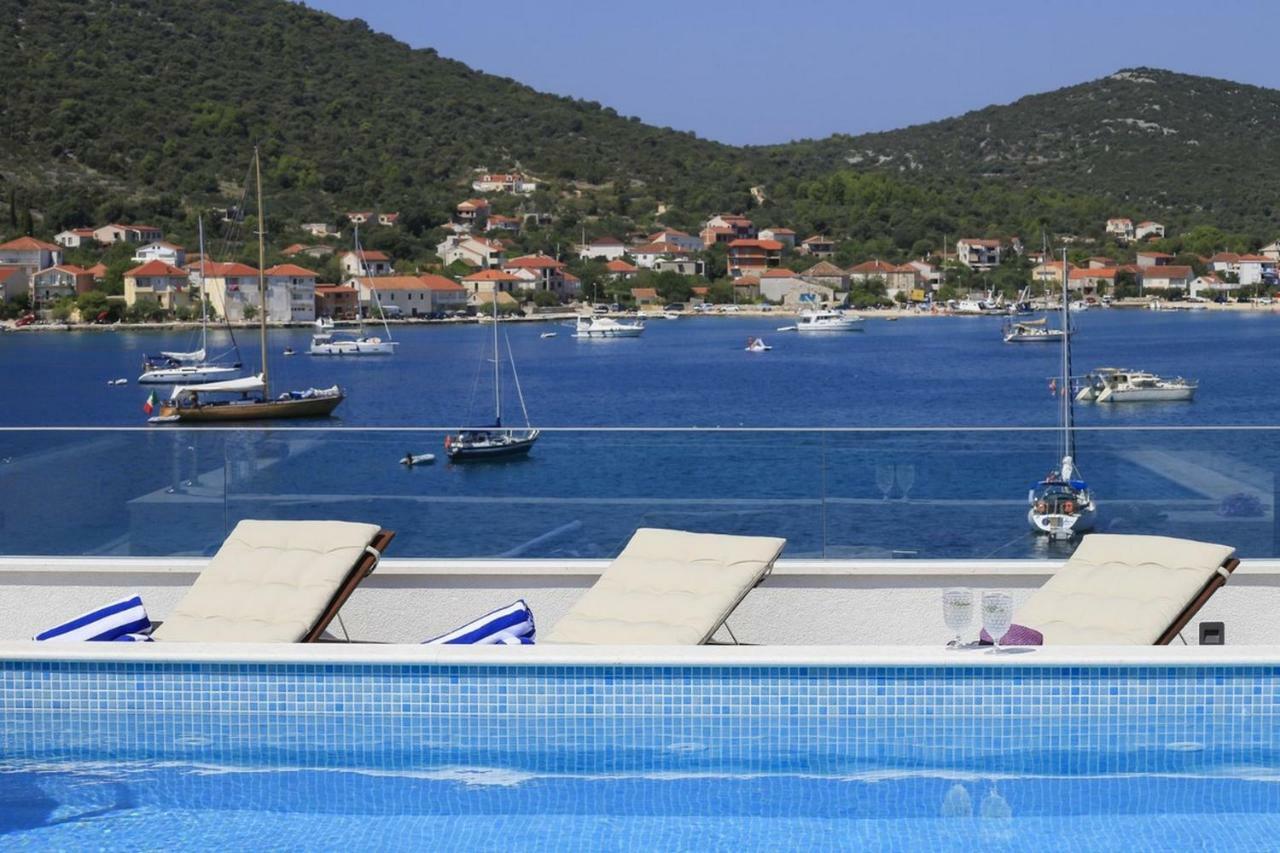 Villa Adastra Vinišće Kültér fotó